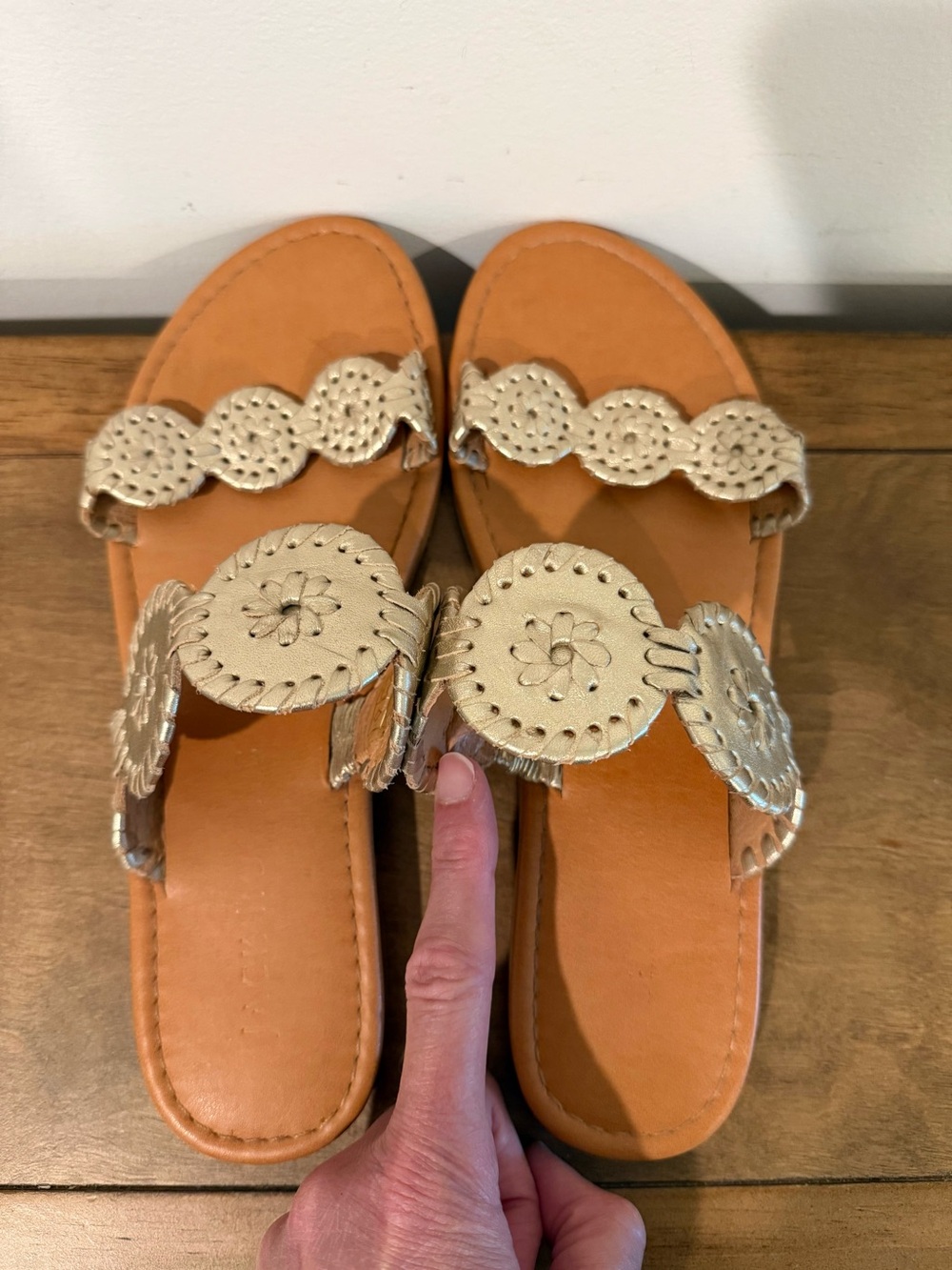 Jack Rogers Lauren II Gold Women’s Flat Sandal Size 7.5